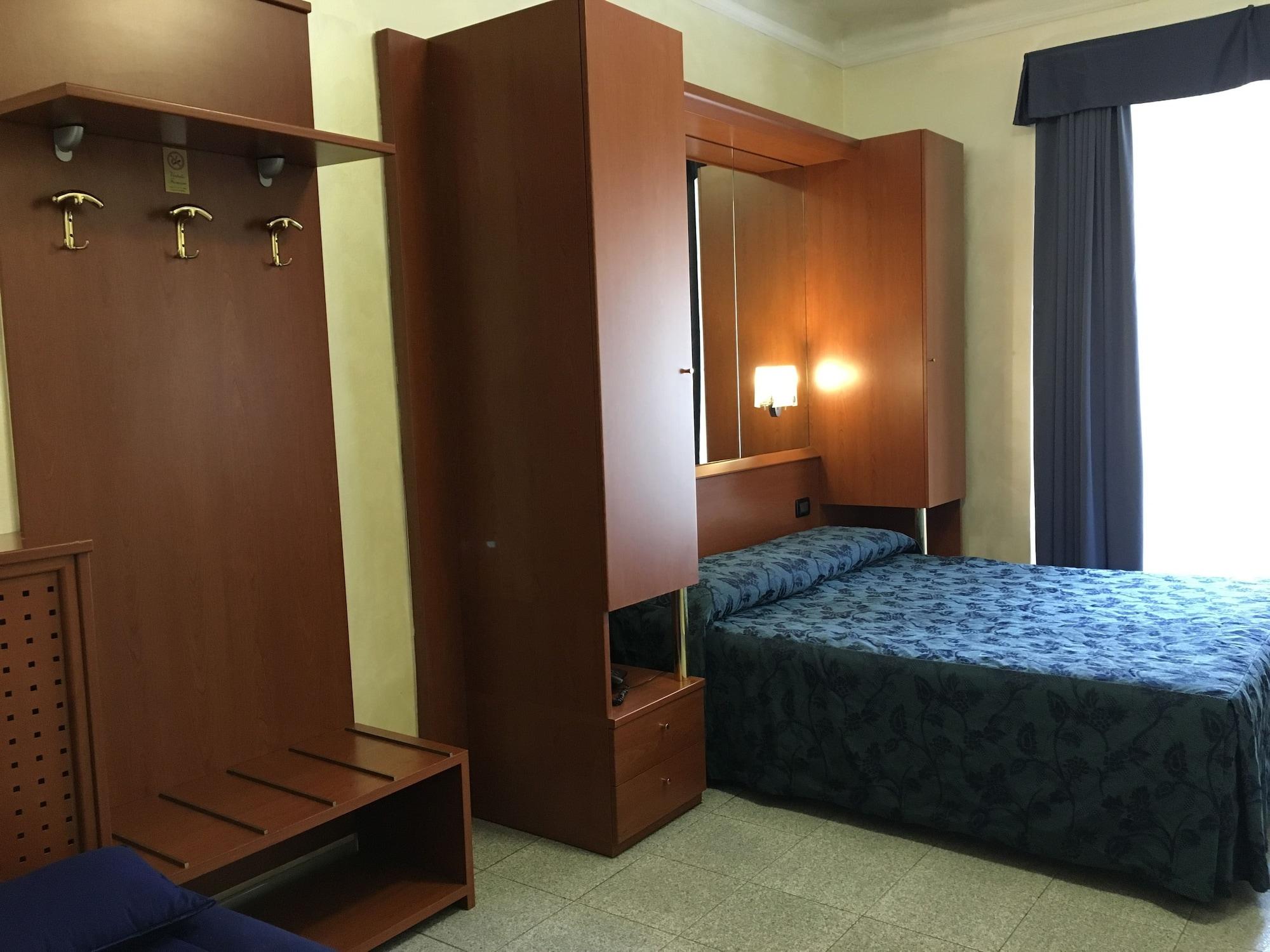 מילאנו Hotel Aurora מראה חיצוני תמונה