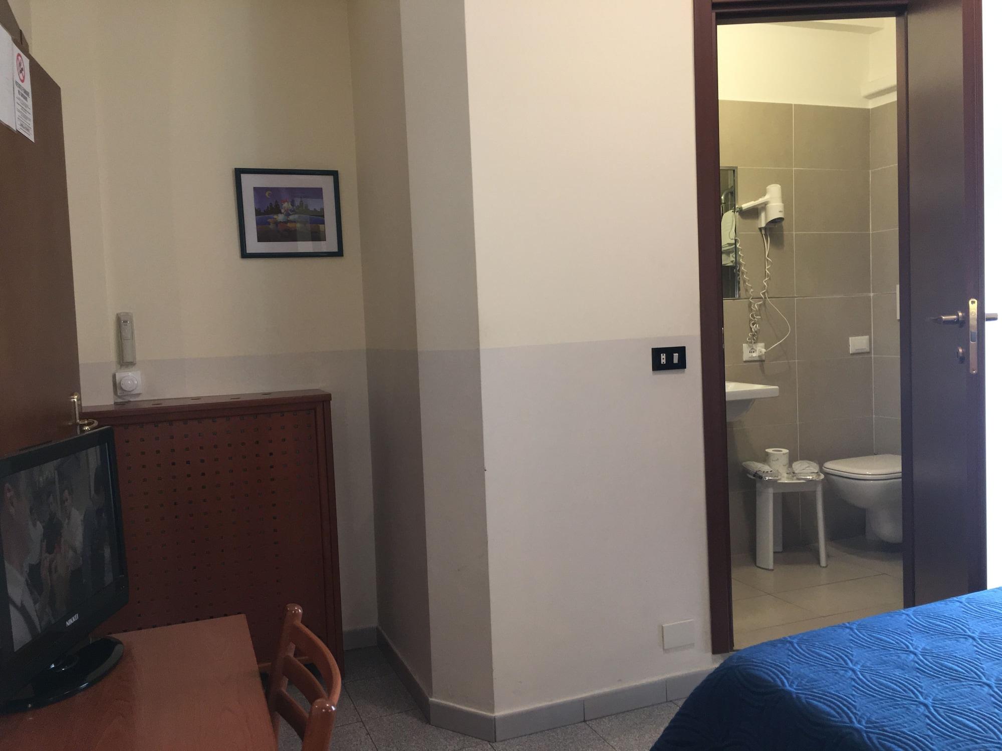 מילאנו Hotel Aurora מראה חיצוני תמונה