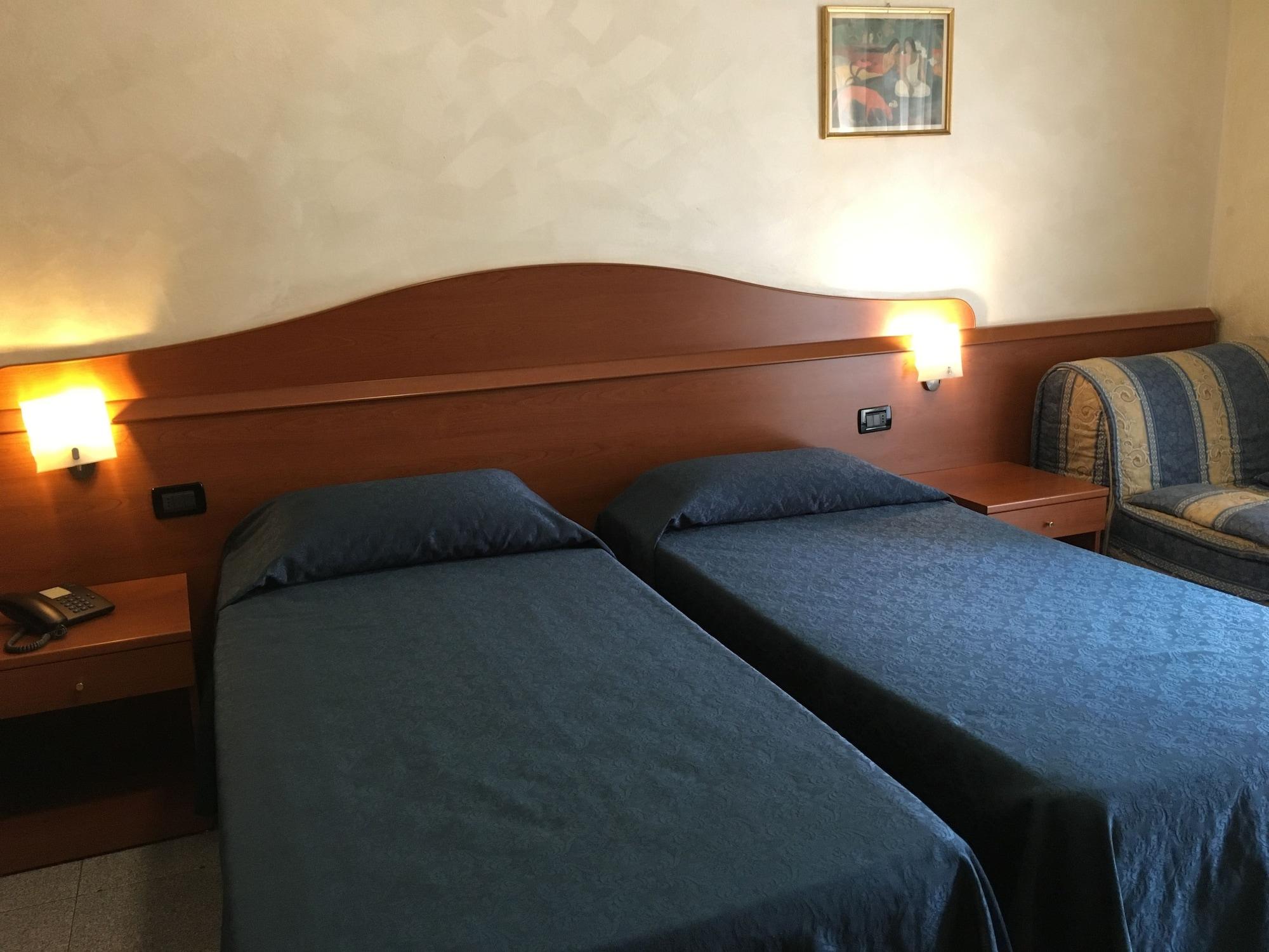 מילאנו Hotel Aurora מראה חיצוני תמונה