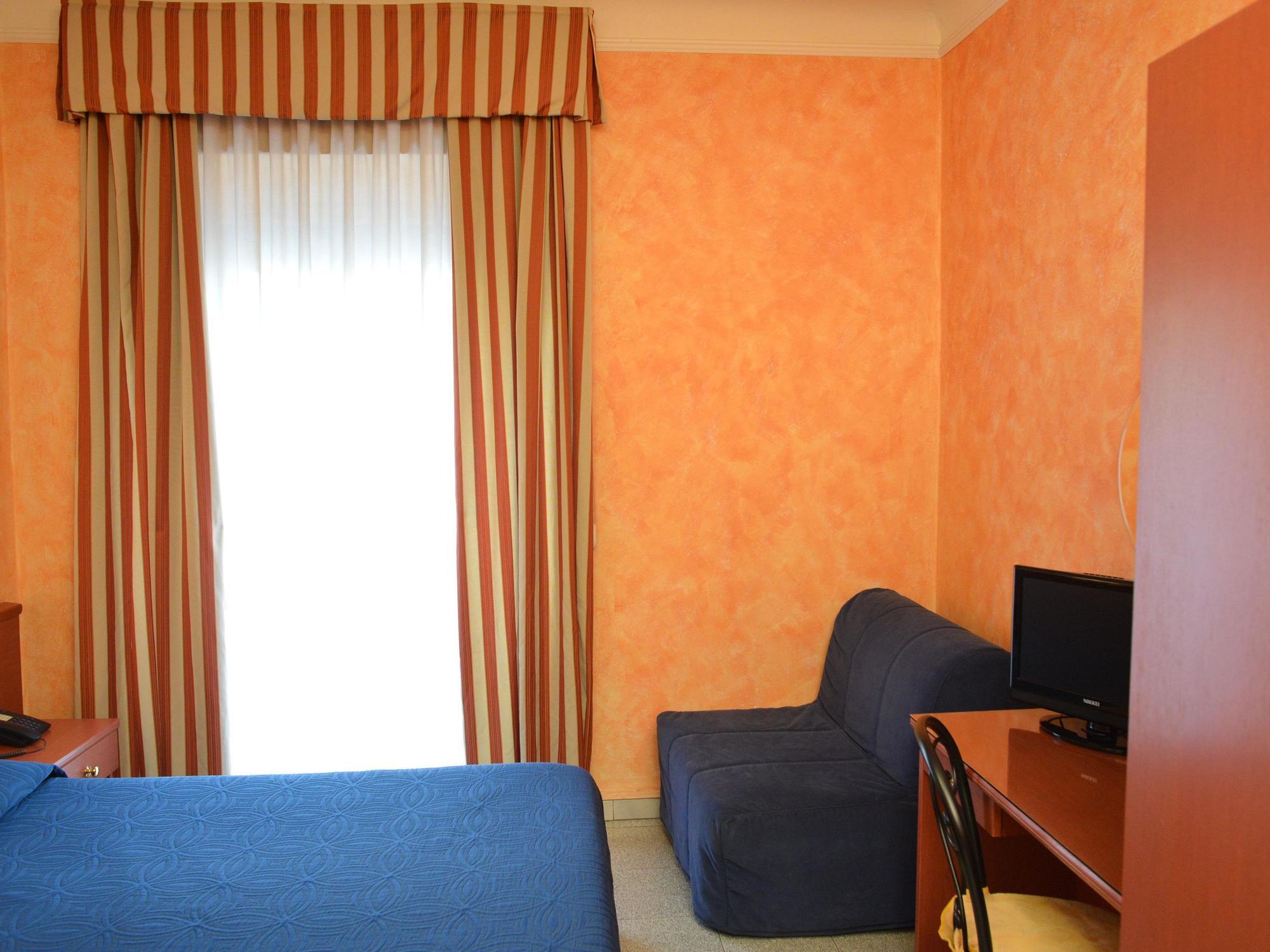 מילאנו Hotel Aurora מראה חיצוני תמונה