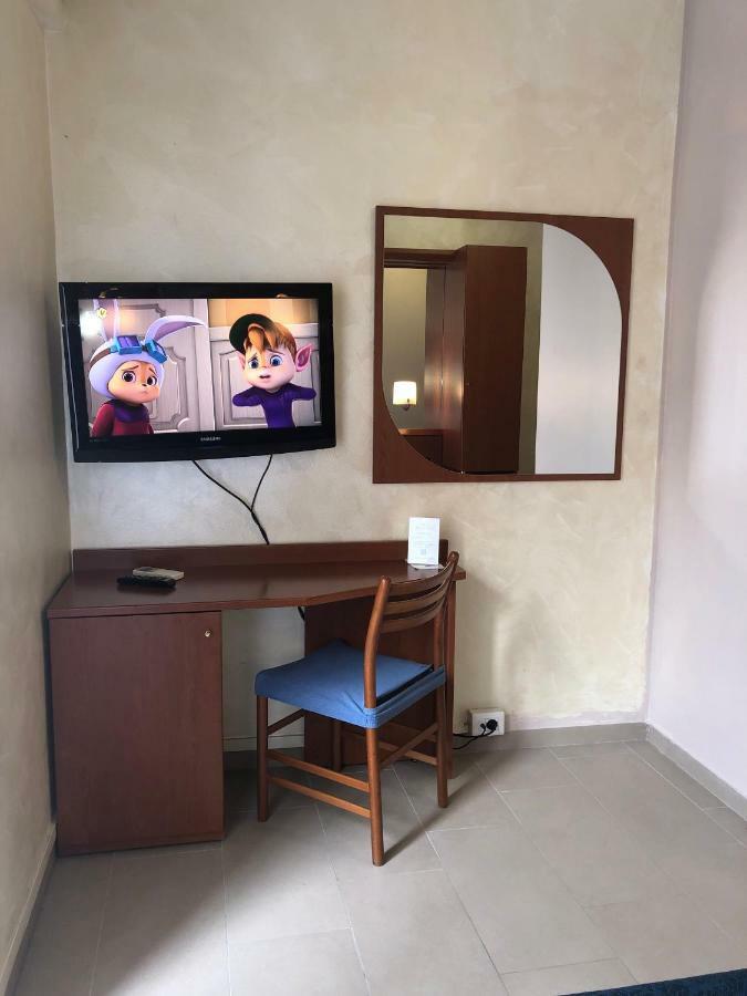 מילאנו Hotel Aurora מראה חיצוני תמונה